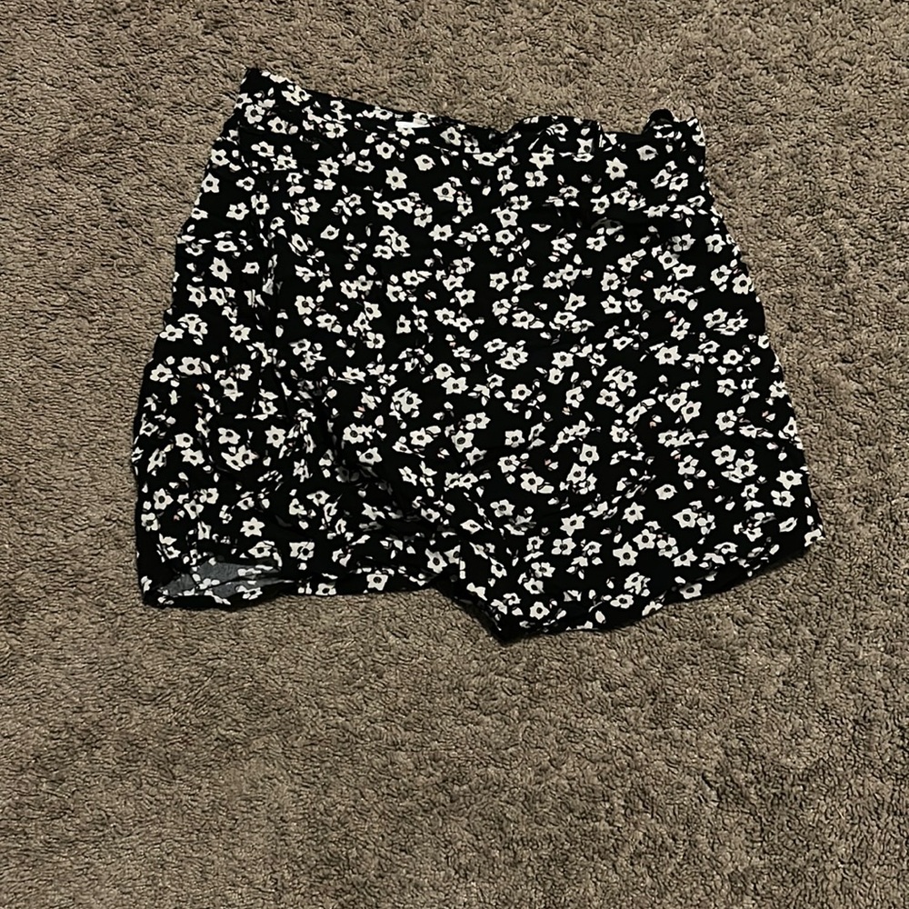 Women’s skirt